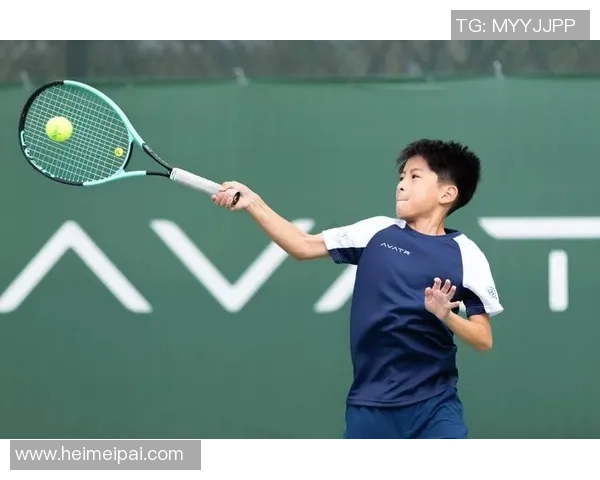 赛后分析:上海网球队与深圳网球队实力对比及战术探讨 赛后分析:上海网球队与深圳网球队实力对比及战术探讨